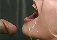 Sexy matura mamma accarezza il clitoride e video porno su megasesso succosa figa in cucina